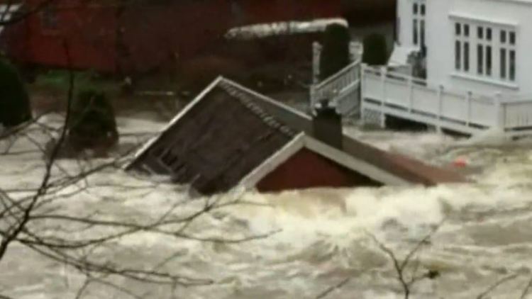 norwegen haus weg.JPG