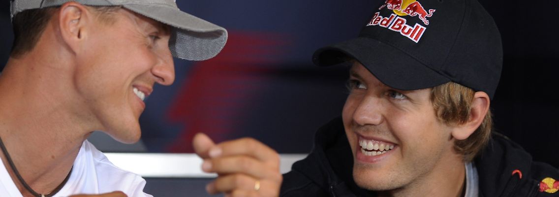 "Ich habe ja nun schon sehr häufig gesagt, dass Sebastian der Fahrer ist, dem ich die Daumen drücke." Sagt Michael Schumacher.