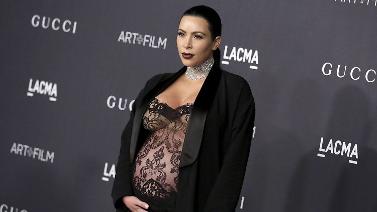 Schon während ihrer Schwangerschaft mit dem zweiten Kind verhüllte Kim Kardashian ihren Körper nur dürftig.