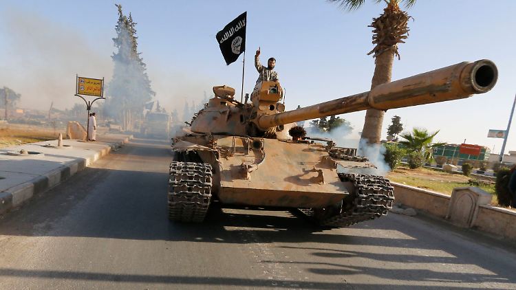 Nach Meinung von Unionspolitikern soll das Strafrecht für Syrien-Kämpfer verschärft werden.