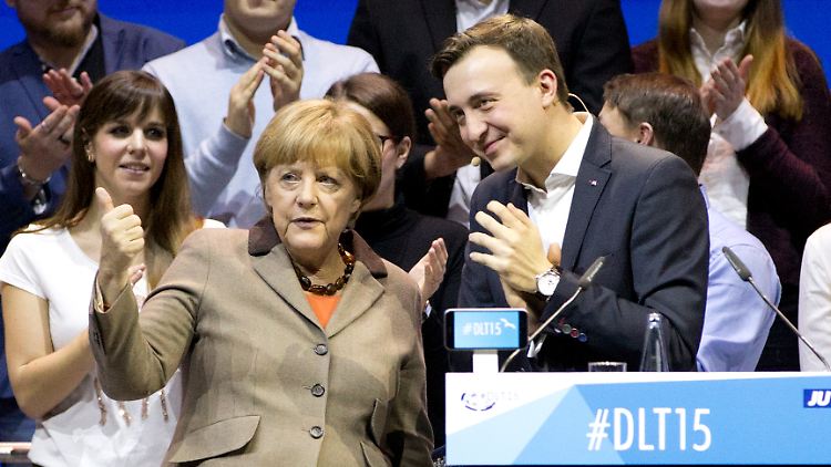 Kanzlerin Merkel muss mit Gegenwind rechnen - auch von der Jungen Union unter Paul Ziemiak.