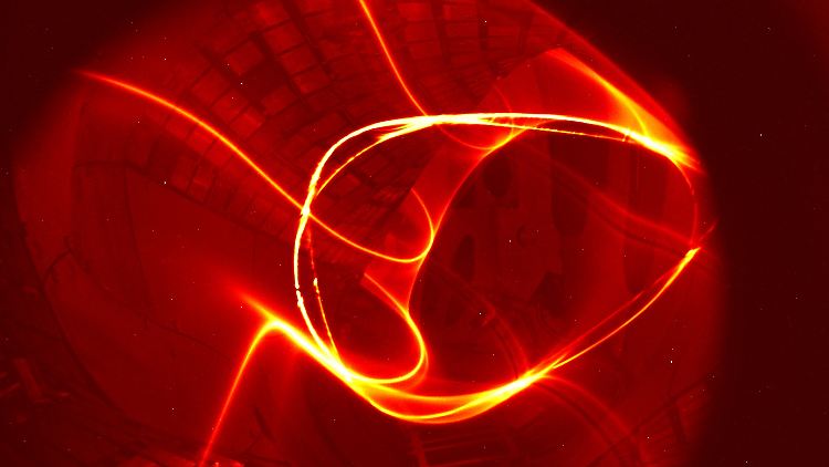 Unter Befürwortern gilt die Kernfusion als ewiger Energiequell. Doch bis sie wirtschaftlich genutzt werden kann, gehen noch einige Jahrzehnte ins Land.