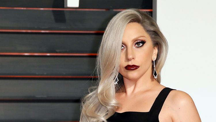 Im Alter von 19 Jahren wurde Lady Gaga von einem Musikproduzenten vergewaltigt.