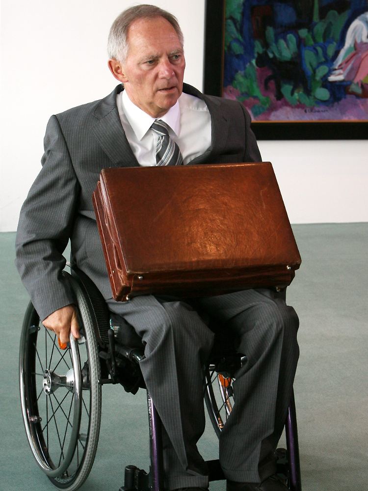 Wolfgang Schäuble will erst mal mit "knapp unter 100 Prozent" starten.