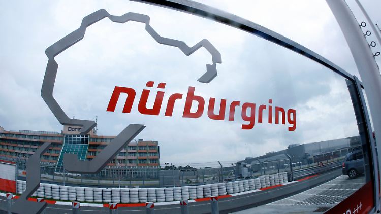 Bernie Ecclestone höchstpersönlich gab vor zwei Jahren ein Angebot für den insolventen Nürburgring ab.