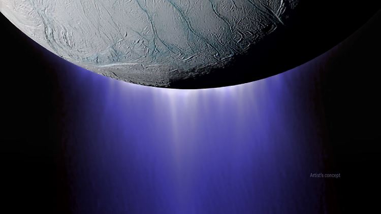 Es ist der mit "Tigerstreifen" verzierte Südpol des Saturnmondes, der vulkanisch aktiv ist.