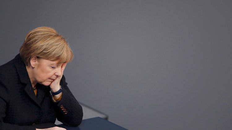 "Die Türkei ist und bleibt für die Europäische Union ein Schlüsselpartner", sagt Kanzlerin Merkel. Die Opposition quittiert diese Haltung mit Pfui-Rufen.