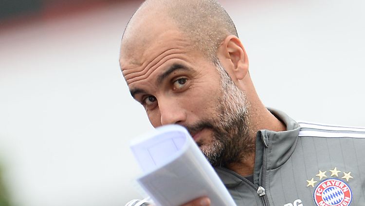 "Frohe Weihnachten und ein gutes neues Jahr": Josep Guardiola.