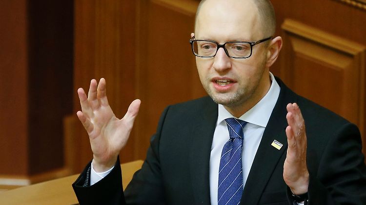 Arsenij Jazenjuk, Premier der Ukraine, will keinen Cent mehr an Russland zahlen. 