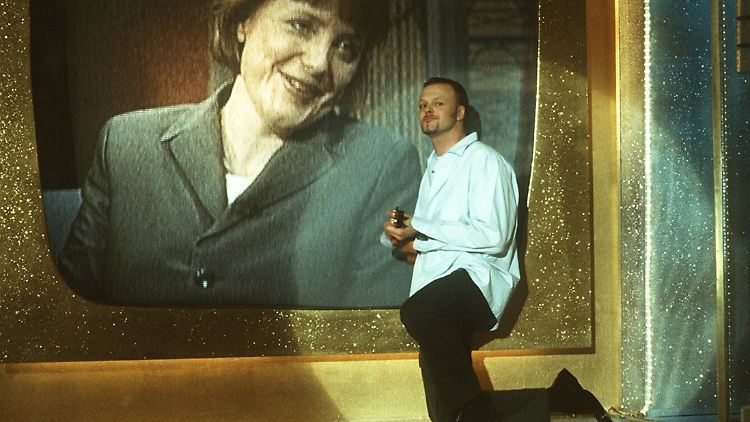 Ein Liedchen für "Angie": Raab widmete der Kanzlerin einst den vielzitierten Rolling Stones-Hit. 