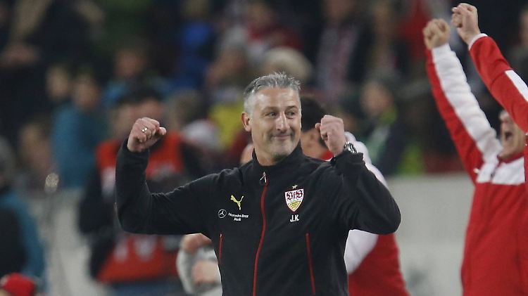 Mit Jürgen Kramny bestreiten die Stuttgarter den Abstiegskampf.