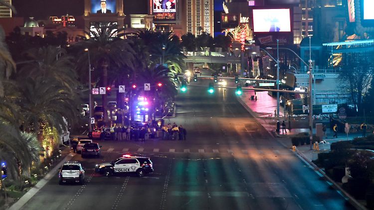 Die Polizei sperrte den Las Vegas Strip nach dem Vorfall großräumig ab. 