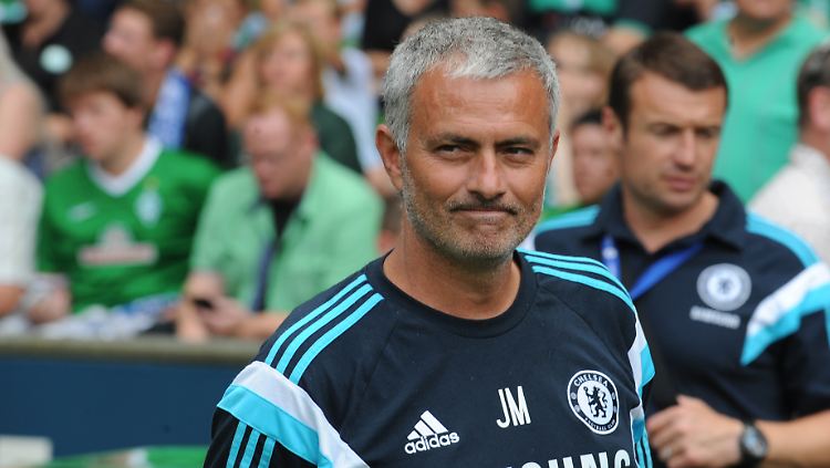 Mourinho ist seinen Job bei FC Chelsea los und auf der Suche nach einem neuen Verein.