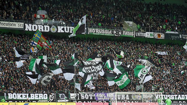 Kurz vor Spielbeginn eskalierte der Streit in der Nordkurve des Stadions.