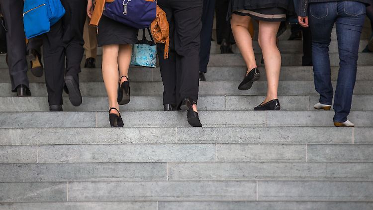 Der Anteil an Frauen in den Vorständen deutscher Dax-Unternehmen liegt derzeit bei 4,8 Prozent. 