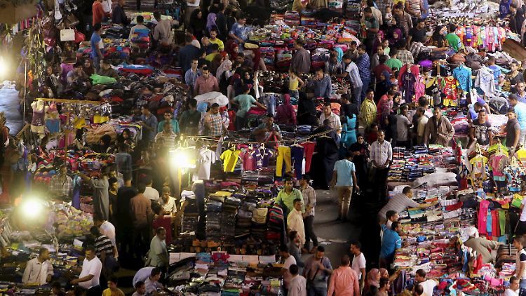 Belebter Basar in Kairo: Auch Ägypter waren unter den Befragten.