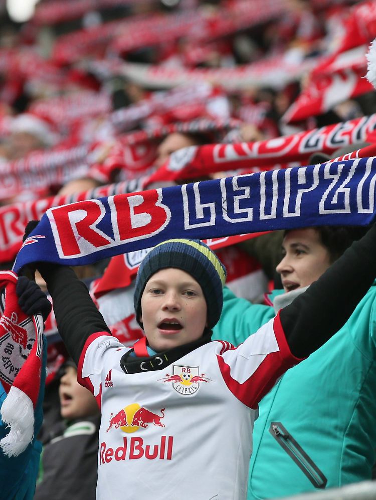 Mit einem Schnitt von 28.172 Fans pro Heimspiel stehen die Sachsen aktuell hinter dem FC St. Pauli auf Rang zwei des Zuschauer-Rankings