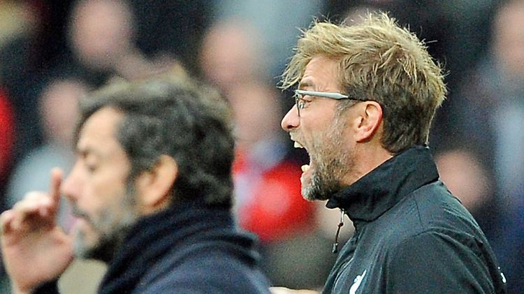 Findet nicht nur der Trainer von West Bromwich irritierend: einen typischen Klopp-Ausraster.