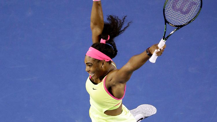 Serena Williams ist ide überragende Tennisspielerin des Jahres. Hier macht sie nach ihrem Finalsieg bei den Australian Open einen Luftsprung.