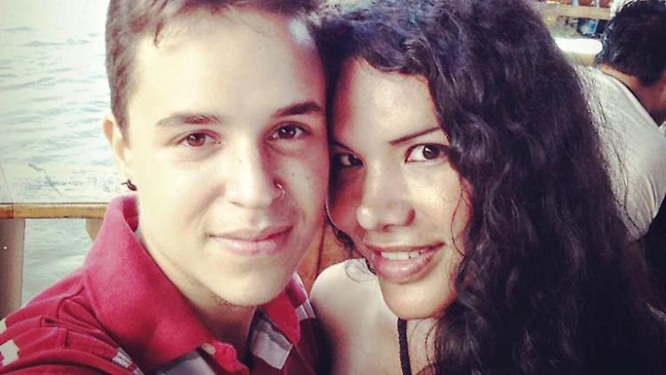 Fernando Machado und Diane Rodriguez auf einem Selfie.