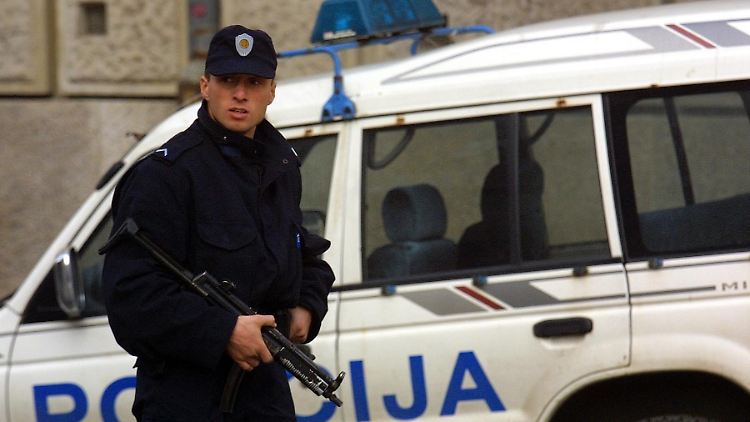 Die Polizei hat in Serbien 79 Menschen festgenommen, denen Korruption vorgeworfen wird.