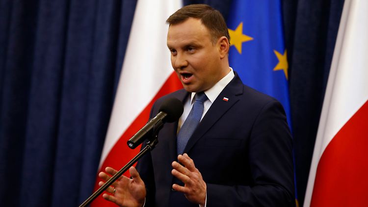 Nach den beiden Parlamentskammern hat auch der polnische Präsident Andrzej Duda die Reform gebilligt.