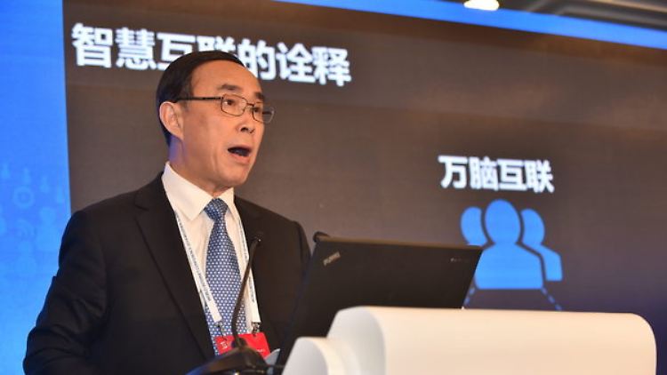 Chang Xiaobing gibt seine Posten an der Spitze der China Telecom ab.