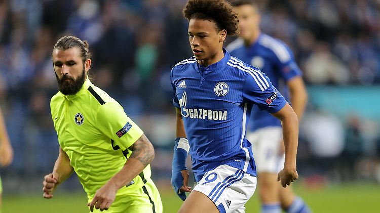 Schalkes Sportvorstand Heldt erklärt Leroy Sané für unverkäuflich.