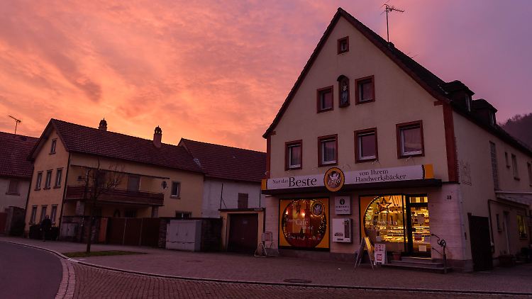 Bäckerei Engel in Retzstadt produziert ein Grundwasserschutzbrot, welches aus Backweizen hergestellt wird, der mit weniger Stickstoff gedüngt wird.