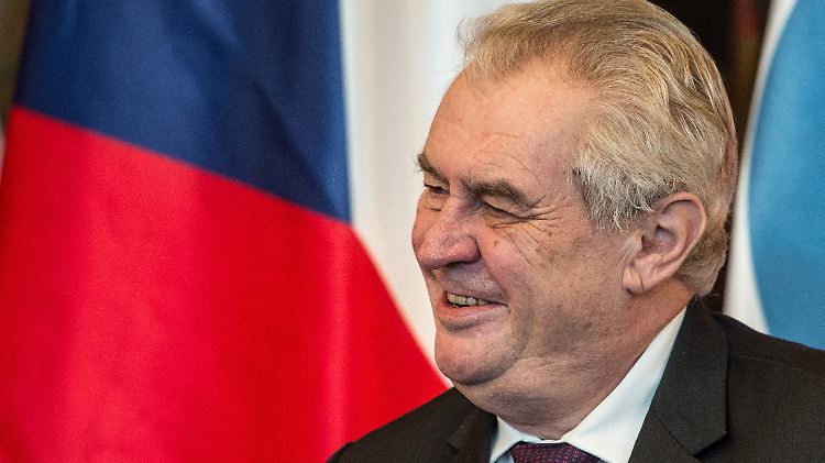 Tschechiens Präsident Milos Zeman vermutet hinter der Flüchtlingskrise eine Verschwörung.