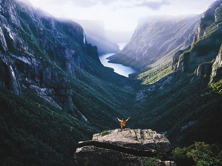 Eindrucksvolle Kulisse: Die meisten Besucher kommen wegen der Natur nach Neufundland. Und finden Fjordlandschaften wie diese im Gros-Morne-Nationalpark.