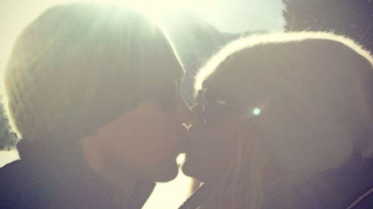 Ein Küsschen in Ehren kann niemand verwehren: Vito Schnabel und Heidi Klum.
