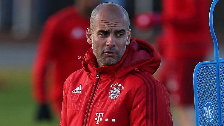 "Wir werden es noch mal probieren": Josep Guardiola.
