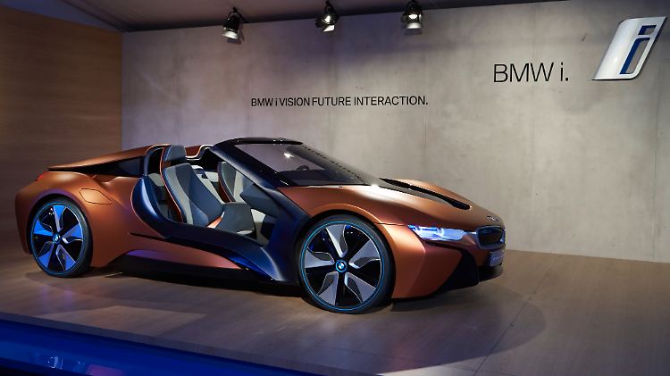 Der BMW i Vision ist en Vorbote auf den i8 Spyder. Auf der CES vollgestopft mit Innovationen. 