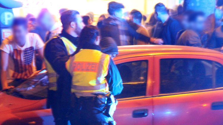 Polizeiaktion am Kölner Hauptbahnhof in der Silvesternacht