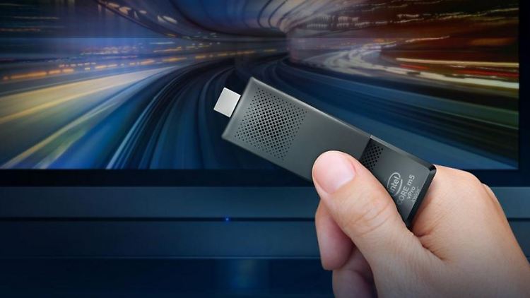 Der Compute Stick von Intel macht jeden HDMI-Monitor zum Windows-PC.