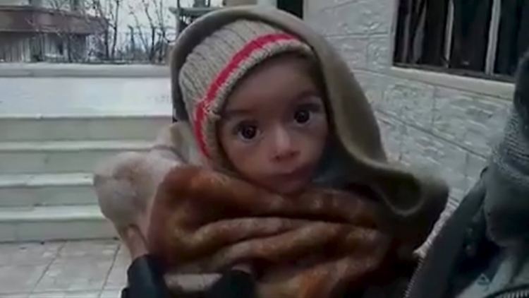 Internationale Hilfsorganisationen bestätigen, wovor Aktivisten seit Wochen warnen: In Madaja blicken bis zu 20.000 Kinder einem furchtbaren Schicksal entgegen (Standbild aus einem Video aus der umkämpften Stadt).