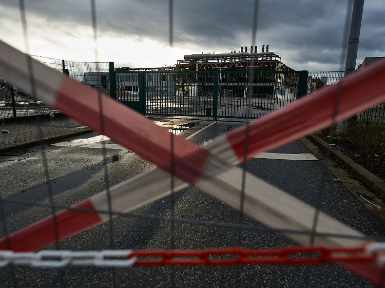 Eine ehemalige Haupteinfahrt zum Gelände des zu großen Teilen abgerissenen Opel-Werks in Bochum.