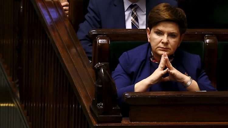 Ministerpräsidentin Beata Szydlo: Werde in Brüssel nicht nur demütig zuhören.