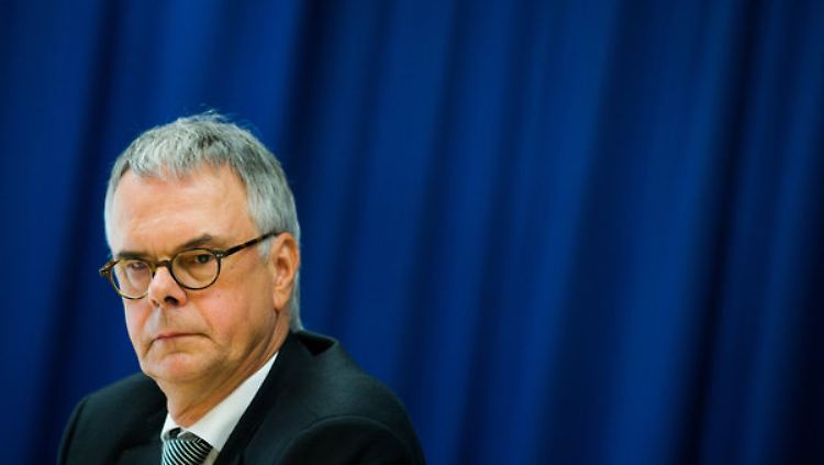 Unter anderen gegen den Ex-Polizeichef der Domstadt, Albers, richten sich die Anzeigen.