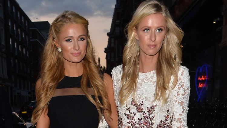 Die große und die kleine Schwester: Paris (l.) und Nicky Hilton.