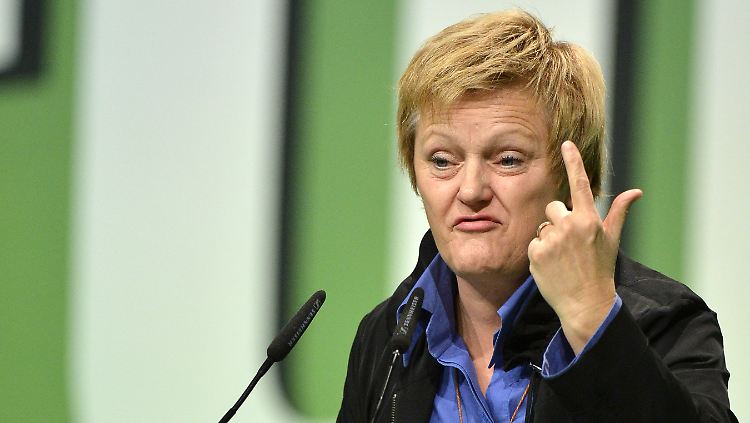 Renate Künast: "Die meisten Hass-Kommentare kommen ganz ohne Anrede aus."