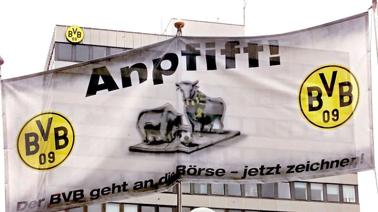Im Jahr 2000 ging Borussia Dortmund an die Börse - bis heute als einziger deutscher Fußballklub.