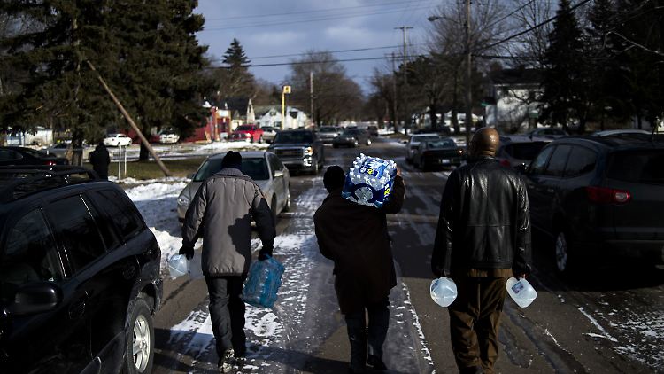 Wasser aus dem Hahn ist in Flint giftig.
