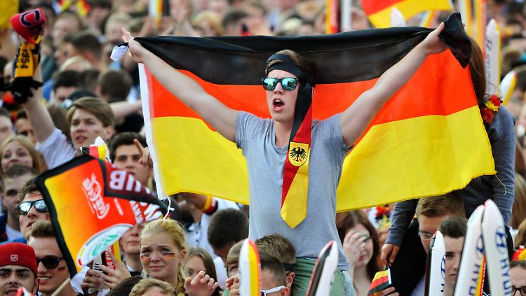 Die Fußballfans haben Deutschlands Image angeblich verändert. "Fun" assoziiert dennoch fast niemand mit unserem Land. 