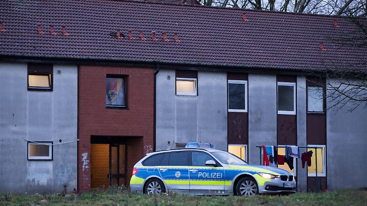 Eine Spur führt in die Recklinghausener Flüchtlingsheime: Französische Ermittlungsergebnisse offenbaren den Behörden in Deutschland schwerwiegende Probleme im Meldewesen.
