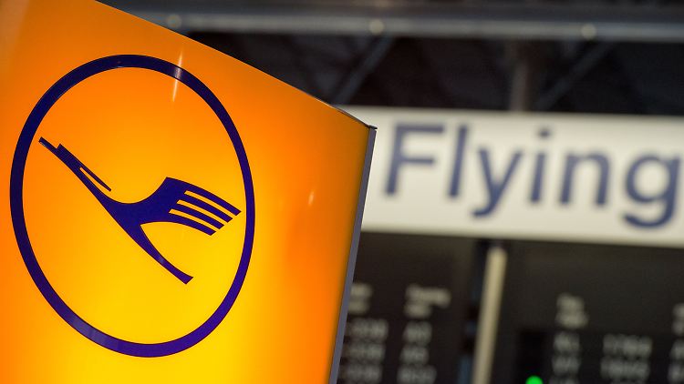 Die Lufthansa-Kunden freut's.