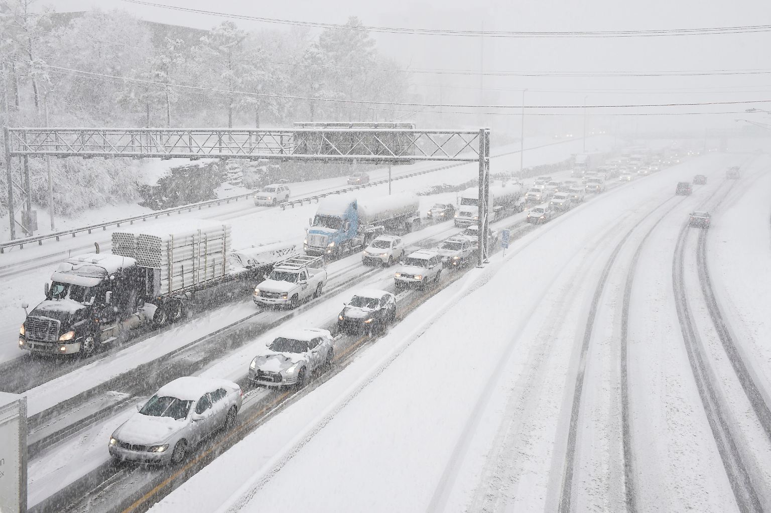 Der gefürchtete und viel angekündigte Blizzard hat die Ostküste der USA erreicht. 