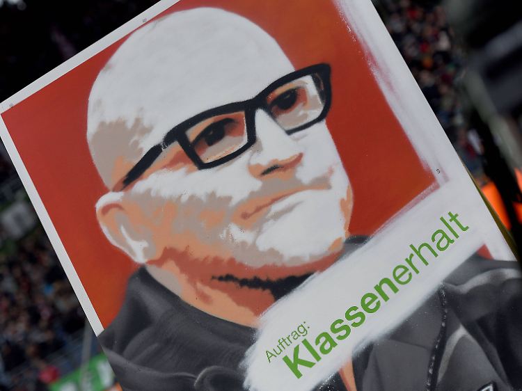 Der Einstand für Hannovers Retter-Trainer Thomas Schaaf ging gegen Darmstadt schief - trotz früher 96-Führung.