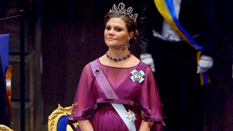 Schon bei den Nobelpreis-Verleihungen im Dezember hatte Victoria einen beträchtlichen Babybauch.